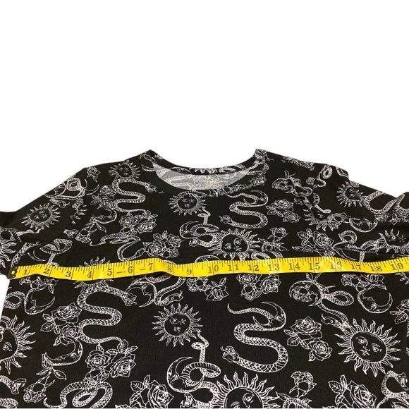 No Boundaries Juniors Long Sleeve Crew Neck Rib Tee Plus Size XXXL-21 Celestial - Picture 6 of 9